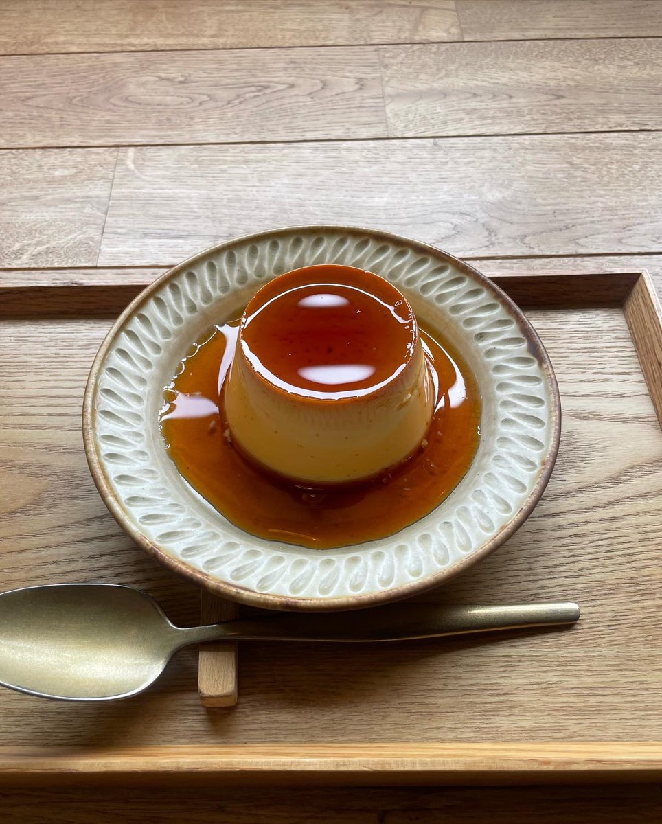 Maaa6Yuuu6's tweet photo. 【ヤエ食堂】
綾川町の田んぼ道に入ったところにあるヤエ食堂。このスパイスカレーは多分きっと食べやすい🍛スパイスききまくったカレーは苦手だけど、これは辛さもスパイス感もちょうど良い。個人的にはトッピングしたピクルスたまごが特に美味しかった🥚 https://t.co/Z0sbiXS1SO