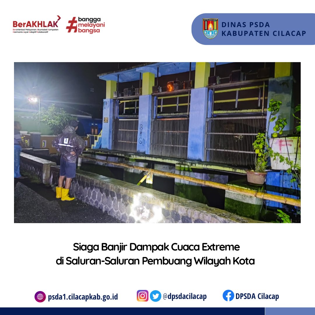 dpsdacilacap's tweet photo. Siaga banjir dampak cuaca ekstrem di beberapa saluran pembuang di wilayah kota Cilacap. Tim Siaga Banjir Dinas PSDA melalukan pembersihan sampah dan kontrol bukaan pintu air saluran pembuang pada Sabtu 29 April 2023 dini hari.
#psda
#psdacilacap
#dpsda https://t.co/h7oVIqZp5x