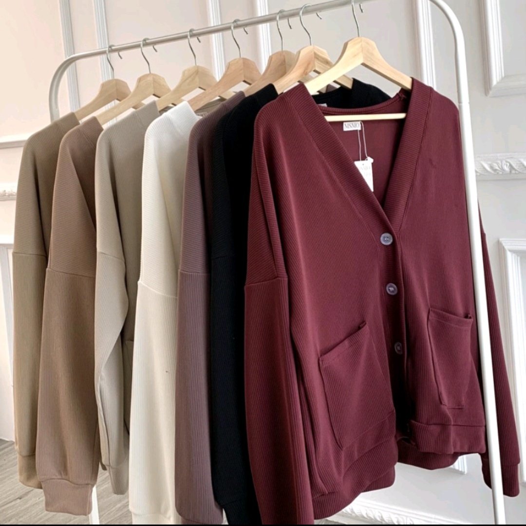 goldaprl's tweet photo. ✨ Rekomendasi Outer ✨
.
.
.
🖇️https://t.co/nrdXZGGCnU

🖇️https://t.co/poqk79kP1l

🖇️https://t.co/vhhMHiJXX8

🖇️https://t.co/A8G3g5PfC4

#Outer #OOTD #OotdStyle #shopeeaffiliate #ShopeeID #racunshopee #racunbelanja https://t.co/VHqdrNmOnZ