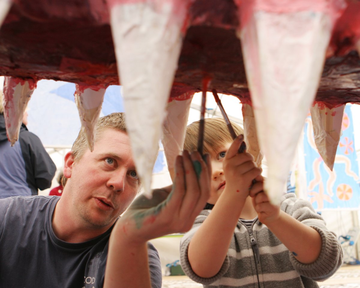 DarrellWakelam's tweet image. Hard to believe but I think this will be the 16th year in a row where I&apos;ve worked at this fabulous event, with lots of future artists and scientists. 👍 #FossilFestival