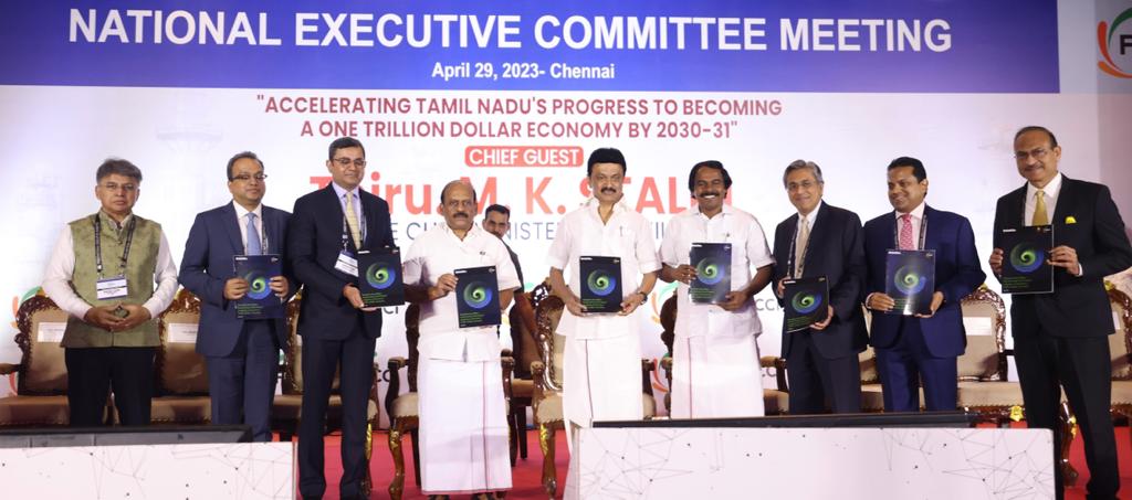 The Hon'ble CM of Tamil Nadu Thiru. @Mkstalin inaugurated the <a href="/ficci_india/">FICCI</a> National Executive Committee Meeting today. The Hon'ble Minister for ITDS @manothangaraj also attended the meet which involved discussions by important dignitaries about industrial developments in the