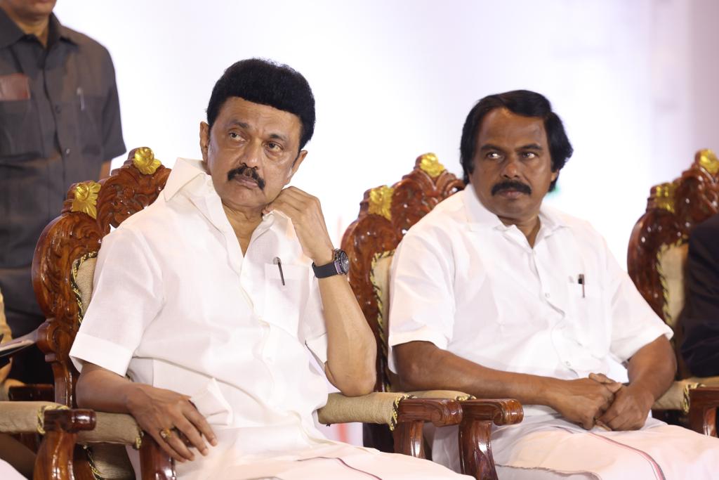 officeofMTR's tweet photo. The Hon'ble CM of Tamil Nadu Thiru. @Mkstalin inaugurated the @ficci_india National Executive Committee Meeting today. The Hon'ble Minister for ITDS @manothangaraj also attended the meet which involved discussions by important dignitaries about industrial developments in the state and how it can accelerate TN's progress to becoming a 1 trillion dollar economy by 2031.
#trilliondollareconomy #techtocommonman #tamilnaduforIT #innovation #collaboration