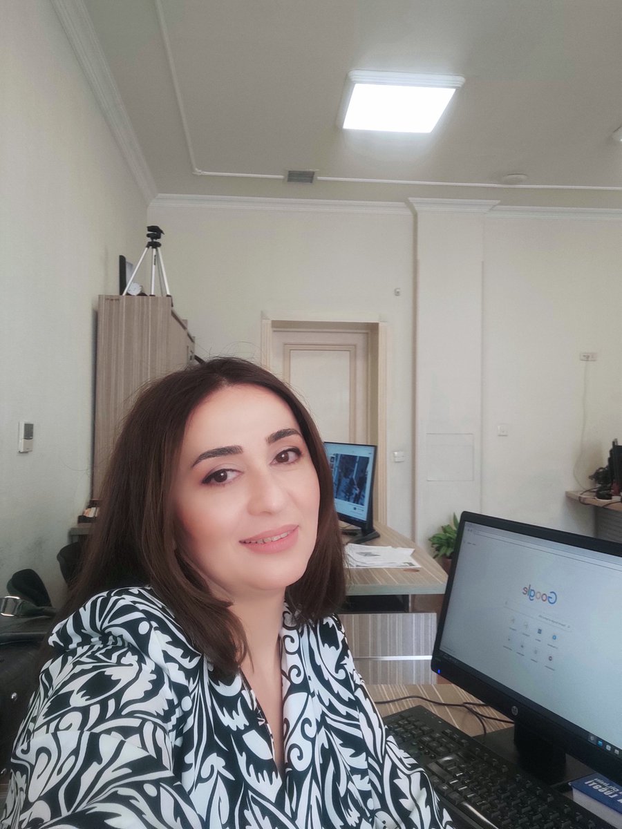 AslanovaFeride's tweet photo. Mən... https://t.co/MAi3p7BOj3
