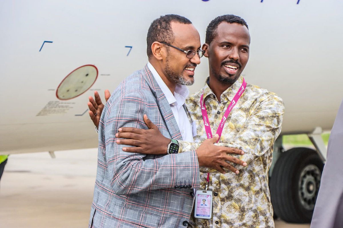 Asmali77's tweet photo. .@CMAKenya boss Ugas Mohamed, Commissioner @Hon_FatumaGedi and Wajir County MP @FatumaJehowMP arrive for the grand launch of #iMall. https://t.co/GEQ8bsEfRF