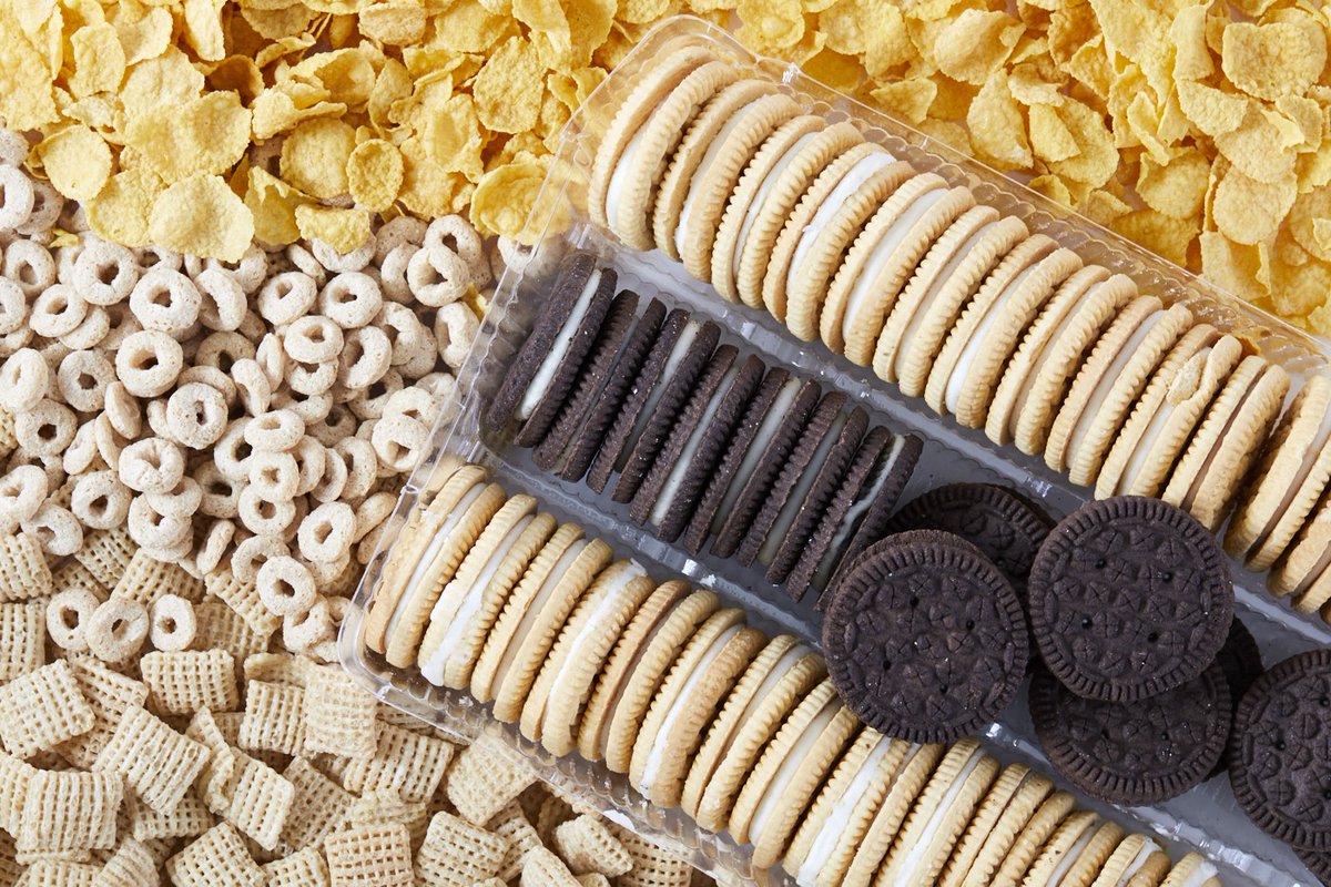 Would you eat Oreo's if they were infused with THC? 
Yes or No #SaturdayVibes #cannabisindustry #weedmob #weedsmokers #CannabisCommunity