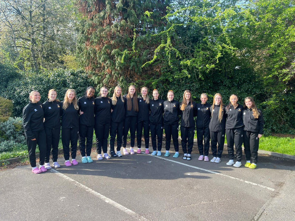 Gtownnetball's tweet photo. Our U16 Nationals Squad 🖤🧡 https://t.co/Fx58rGY2Kd