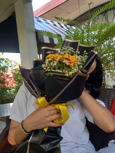 jhamaicadesagun's tweet photo. Thank you so muchh mahal @Rowenvhonlinde4 deserve mo din yang gift ko sayo iloveyou palagii!!😘 https://t.co/mKa4bVKyoK