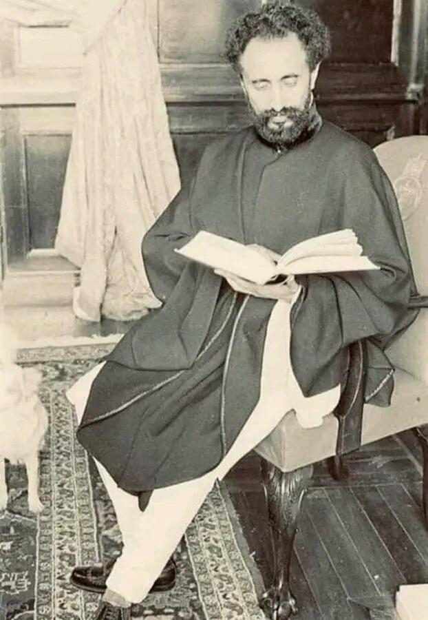 Trinityhim3's tweet image. Haile the king...❤💛💚