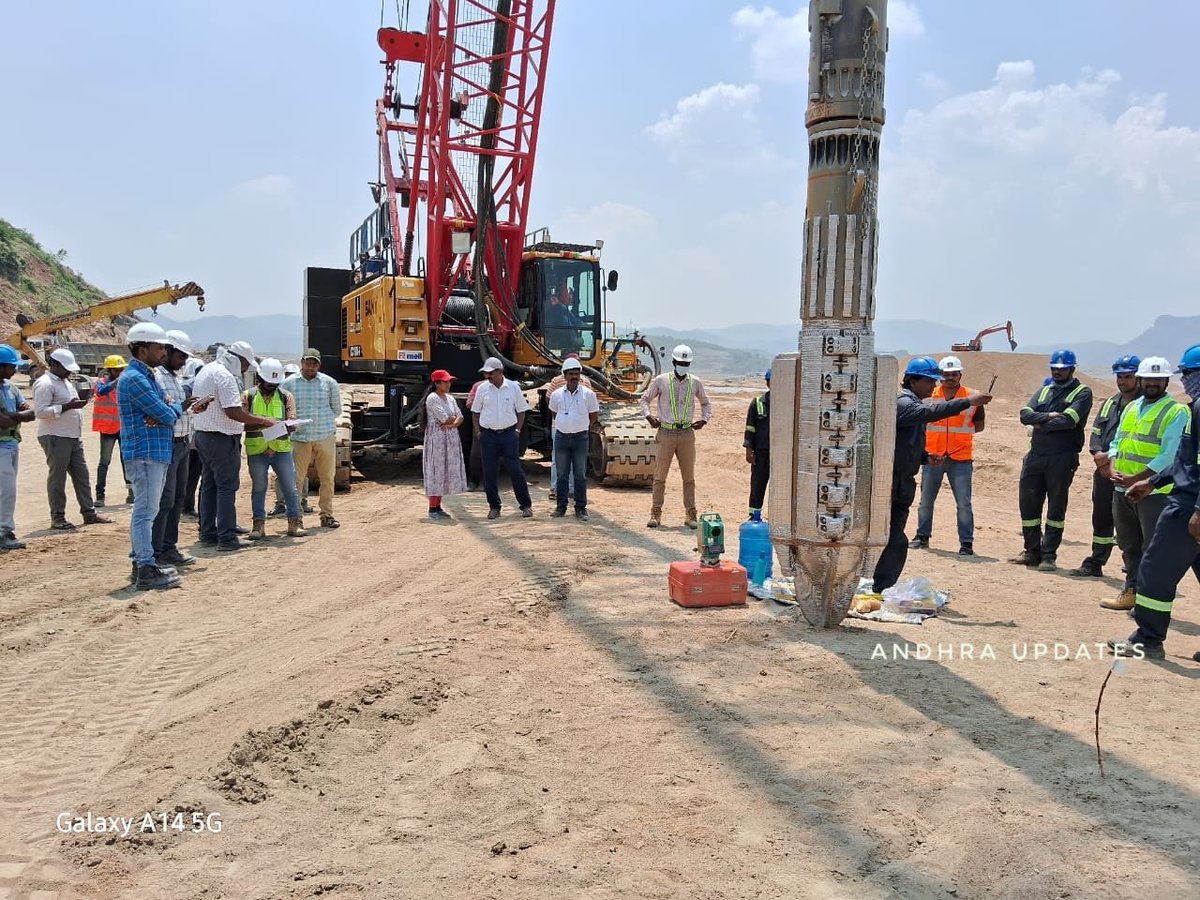 APInfraUpdates's tweet photo. 🔹Vibro compaction works for GAP 1 have started at the #Polavaram Irrigation Project.
🔹#Vibrocompaction helps strengthen the soil deep down.
#Irrigation
#AndhraPradesh
#PolavaramStatus
#PolavaramProjectStatus
#YSJagan
#Modi
#CBN
#PawanKalyan
#Andhra
#AP
#Hyderabad https://t.co/VqTPwvk0gx