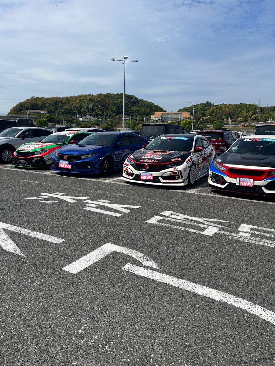 7tocchi77's tweet photo. ボーダーさんを撮る俺 それを撮るのぶさん
更に撮られてましたね🤣 https://t.co/OucpfoTWKc