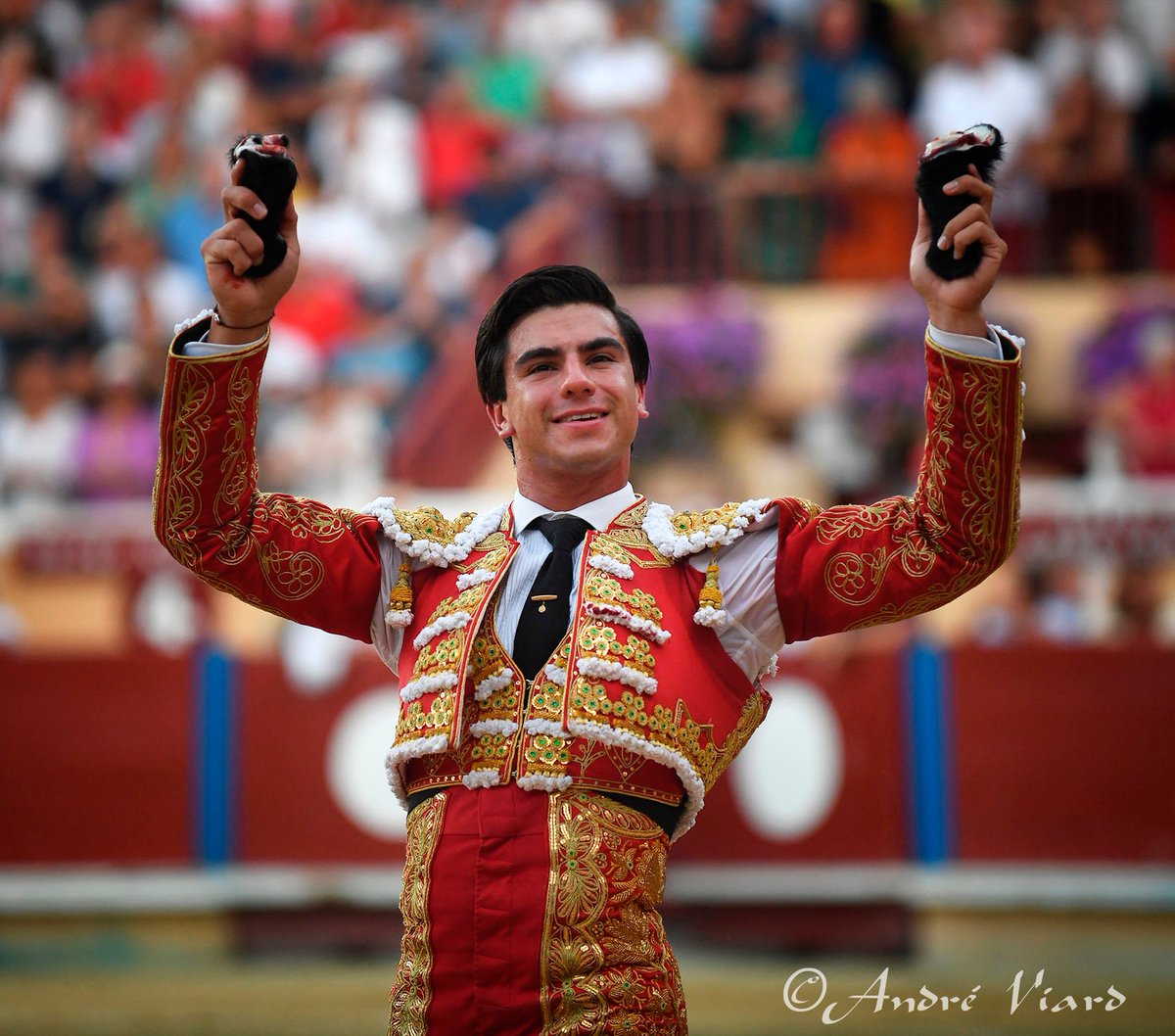 Arènes de Bayonne tweet media