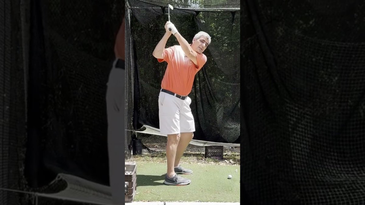 FoGOLF's tweet image. Mike Austin: How he took the club back vs conventional teaching #golf #golfswing #driverdistance
 
fogolf.com/498875/mike-au…
 
#AustinHittGolf #PGAOfficialWorldGolfRanking #PGARanking