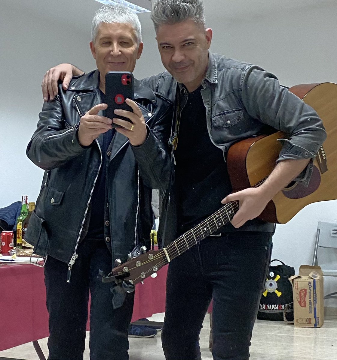 javier_depecos's tweet photo. Mi más sincero homenaje a todos los que habéis participado en el proyecto desde el principio. En la composición, realización, producción e interpretación. GRACIAS DE TODO CORAZÓN.
#PacoCinta #DavidPerez #DaniSkavia #DavidSummers https://t.co/wbjNrARRUS