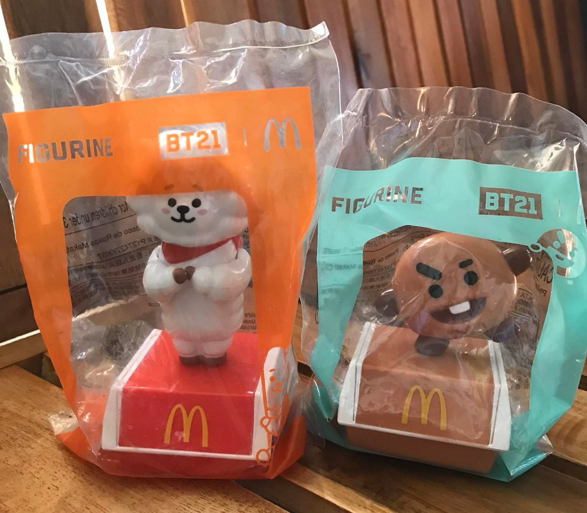 sugaholic09's tweet photo. We traveled 2 hours just to have this cute babies, unfortunately these are the last that they have we are just a nick of time..
#SUGA
@BTS_twt https://t.co/MPyXJrKu8H