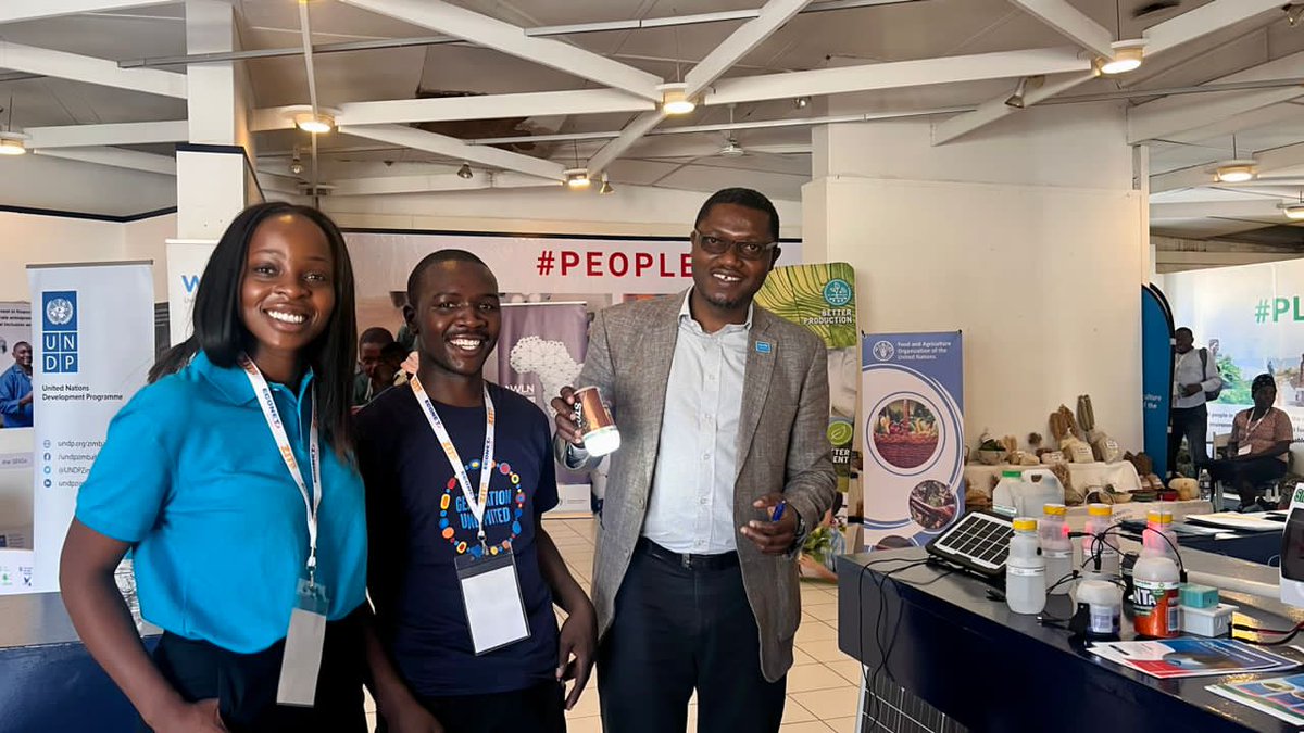 ZambeziArk's tweet photo. Today we close off our exhibition at @ZITF .We would like to thank @UNICEFZIMBABWE ,  and @GenUnlimited_ for the continued support.
We had a chance to show case our products .
@TajudeenOyewale @UNICEFZIMBABWE
@GenUnlimited_ https://t.co/QGMWW3Zlj7