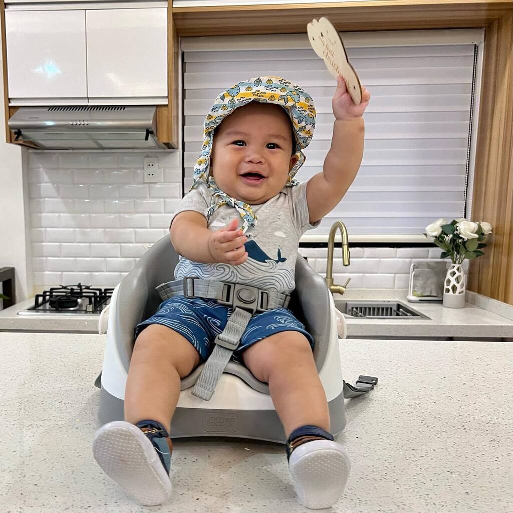 quetteborja's tweet photo. Hello everybody! Summer time already! Let’s go to the beach. 🏖️ 

I am nine months old by the way and smiling again. 🤗☺️ https://t.co/xrBQtLDamK https://t.co/BblBXLC8U4