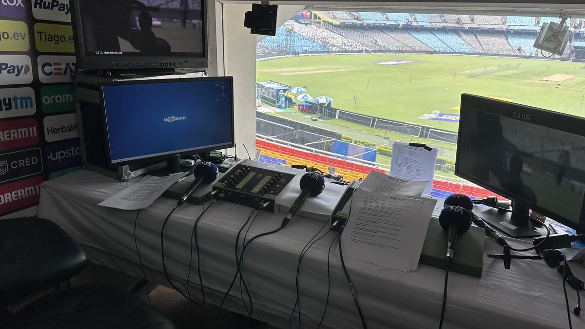 modsteroz's tweet photo. Saturday afternoon in "The City of Joy" #Kolkata #India working on the mighty #CrewC First of a double header! @IPL #CRICKET #KKRvGT Commentators π @MarkHoward03 @kartikmurali @HaydosTweets @DarenGanga @sanjaymanjrekar #IPL2023 @KKRiders @gujarat_titans #Iconic #EdenGardens can #RinkuSingh do it again? 6's π