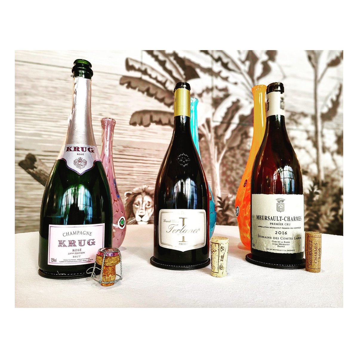 Tris d'assi 

<a href="/Krug/">Krug Champagne</a>
<a href="/KellereiTerlan/">Cantina Terlano</a>
@comtelafon

#wine #wineepic #wineandbubble #wineoftheday #winefriends #winemoments #vino #wineoclock #instawine #picoftheday #sommelieritalia #sommelierlife #ottaviowineambassador #lovemyjob #amazing #burgundylover