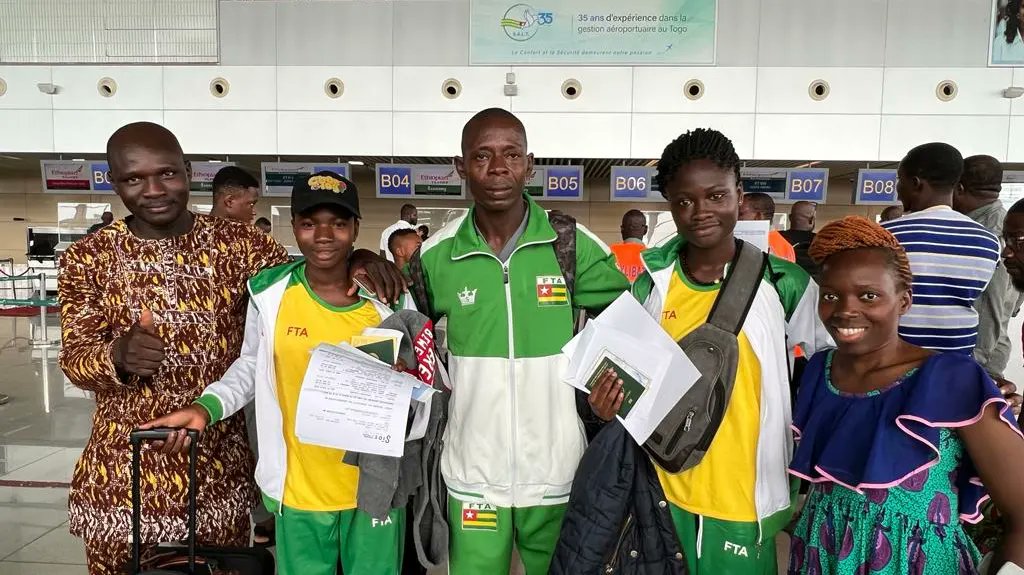 RT @FTAthle: Arrivés en Zambie pour prendre part aux championnats du d'Afrique d'athlétisme U20 et U18, la délégation togolaise est ...

#AthleTg #TrackAndField #Togo #AthleTogo #228Athle #Athletisme #TT228 #TT229 #CIV225 #Guinee #Mali #Senegal #Team223 …