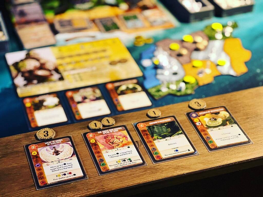 StidjenSolo's tweet photo. Plotting my next move 🤔 This is the single most important part of a turn in Spirit Island – the spirit phase, where you plan which cards to play before or after the invaders act. https://t.co/USOYeRxrCd https://t.co/j8bQ4Q7R37
