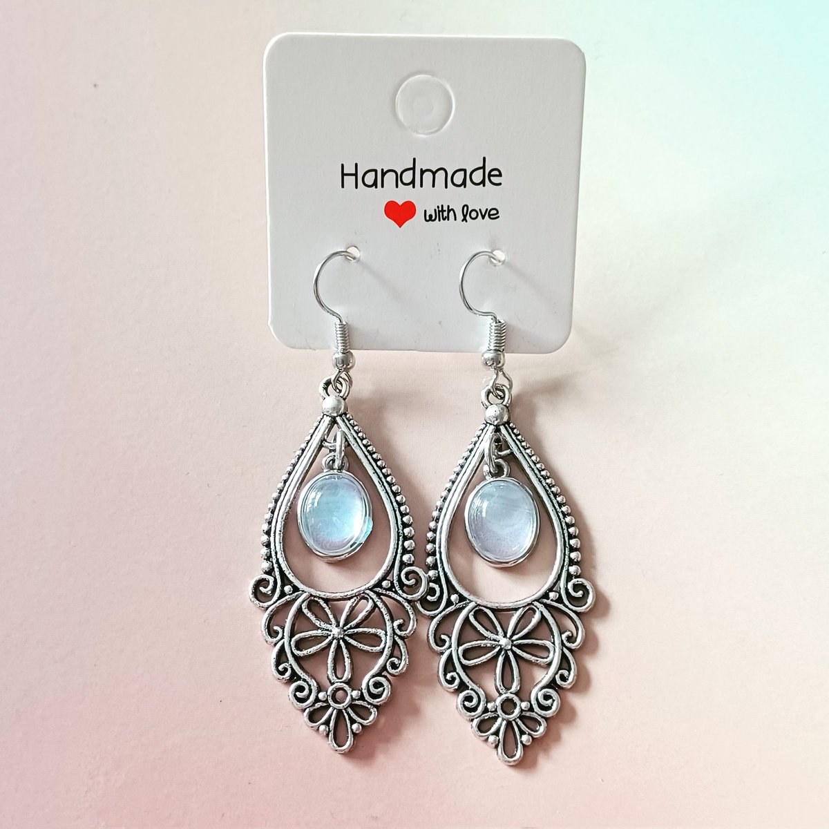 Good morning ❤️
If anyone is looking for a wee pay weekend treat why not check out my shop
Fb - aurorastar1007 
numonday.com/shop/aurorasta…

#MHHSBD #ukgiftAM #ukgifthour #ukweekendhour #treat #jewellery #SmallBiz