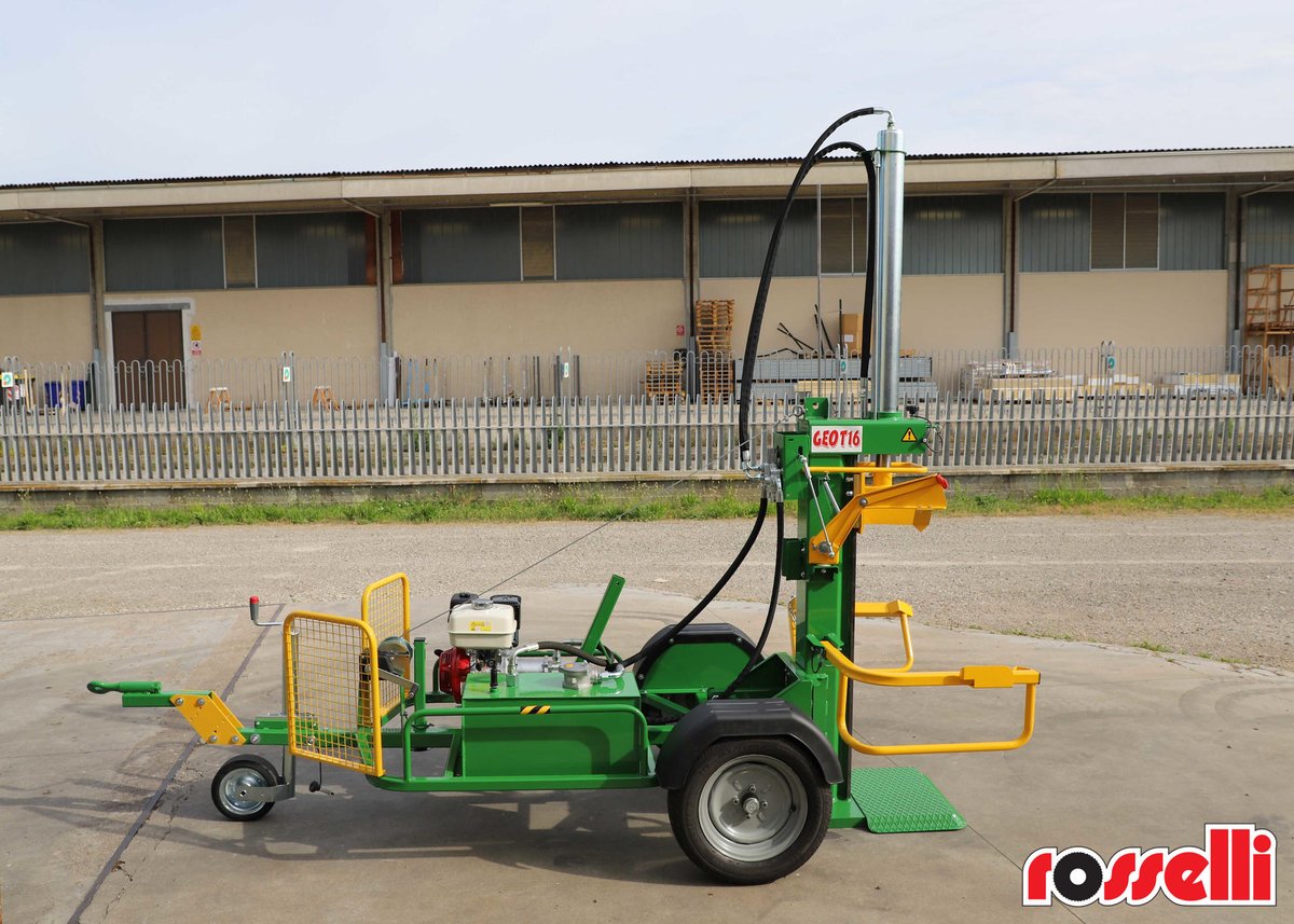 Rossellisnc's tweet photo. ENG - Delta, towable log splitter with combustion engine for stepper, ATV, Quad. Useful to transport to the desired place.
 #holzspalter #rossellisnc #woodsplitter #fendeuse #rajadoradelena #logsplitter #fendeusedebois #wald #agricole #ATV #Quad #tractor #puunhalkaisija #metsa https://t.co/wfI0l97KYM