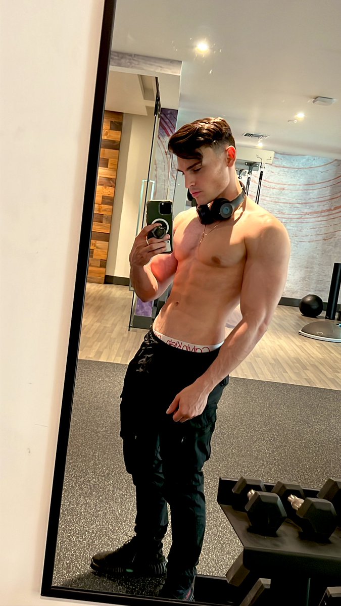 RT = ride me 😋
