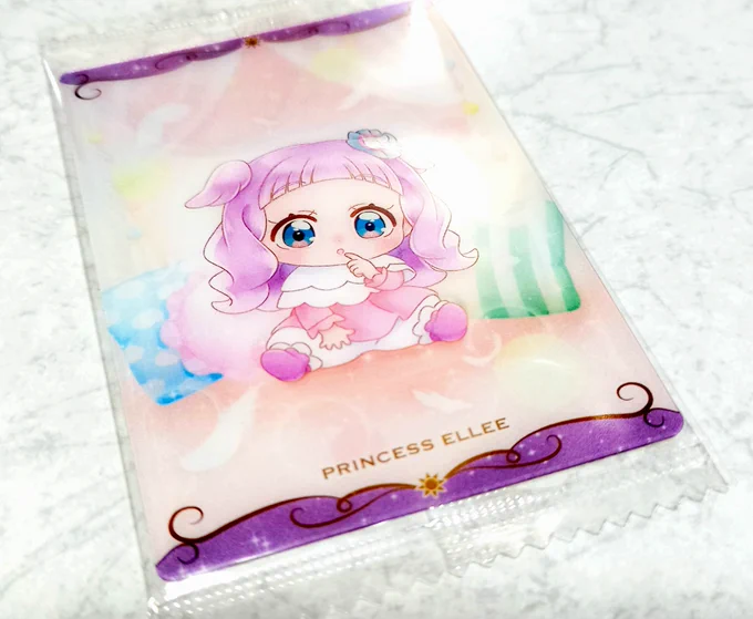 ウエハースのエルちゃんめちゃめちゃプリティすぎる…妖精枠とか赤ちゃん枠単体だと余白ができるのが逆に強みで、背景込みで可愛いんだよな～～