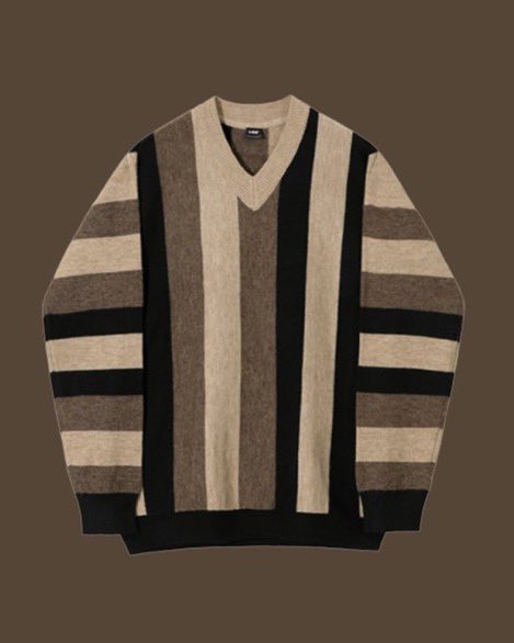 smileysocksco_'s tweet photo. The first account that QUOTES  this tweet, gets ZERO  engagement in 24hrs get any of these sweatshirts delivered for free! https://t.co/QJpES3hGwY