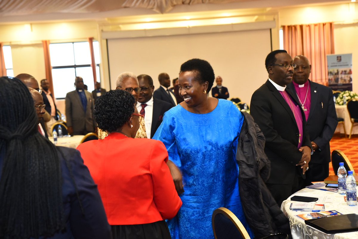 LIFEMinug's tweet photo. Happening Now:
The Leadership Forum and Launch of Leader Strategies in SouthWestern Uganda at Hotel Triangle in Mbarara City. https://t.co/FMxXhDn5lw
