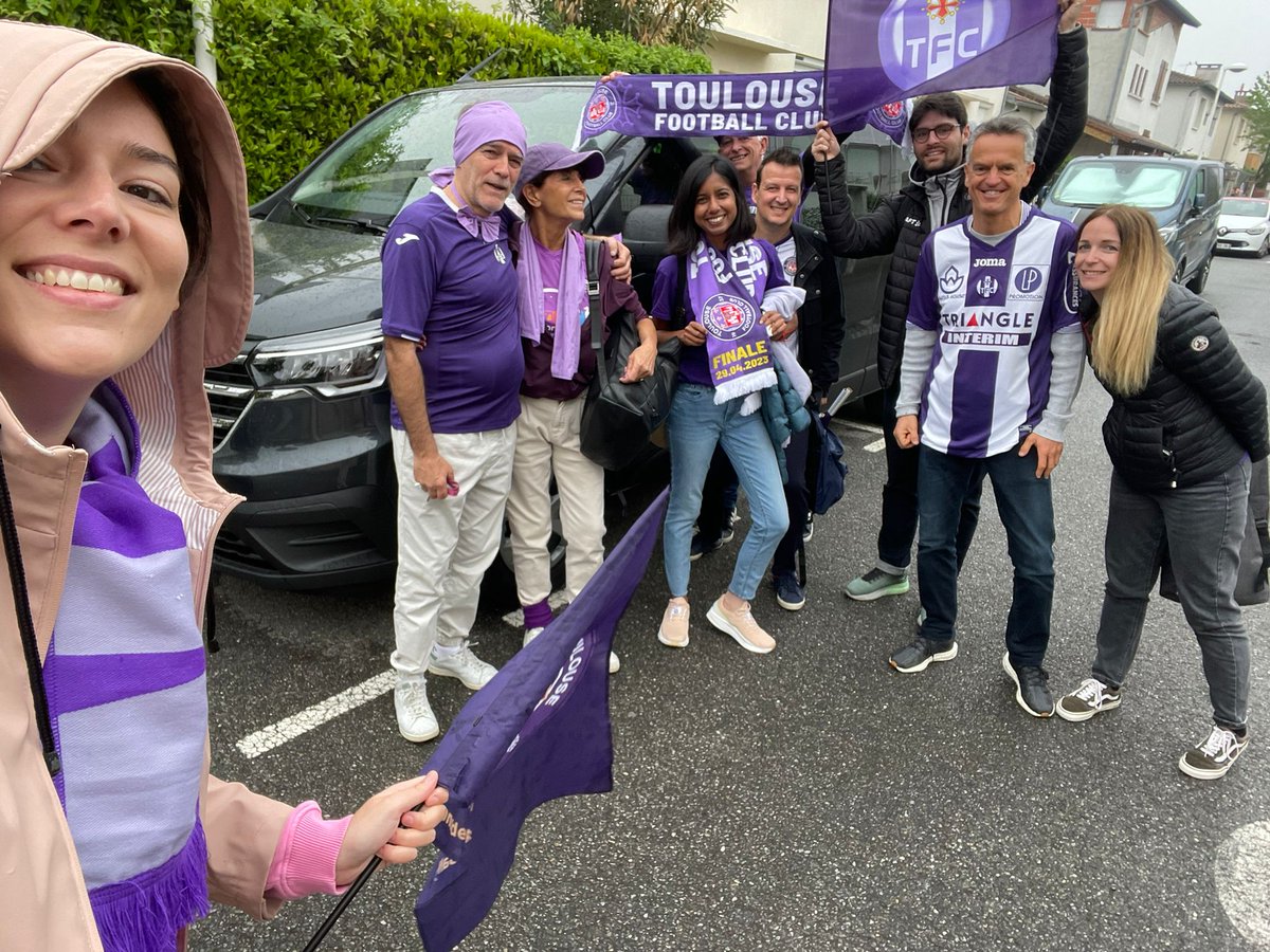 PhilippeDurr1's tweet photo. On the road vers notre histoire 💜💜💜 #FCNTFC @ToulouseFC https://t.co/ekOXfRfNXW
