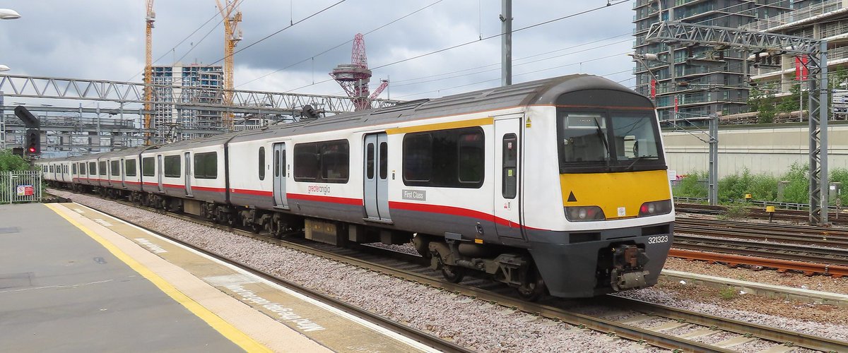 williampgwebb's tweet image. Today is the farewell rail tour for both the @greateranglia Class 321 and @SouthernRailUK Class 313 EMUs #Class321 #Farewell321 #Class313 #Farewell313 #GreaterAnglia #Southern #FarewellRailTour