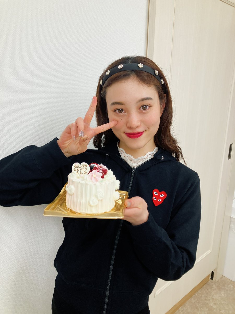 KatoMoemi's tweet photo. お誕生日祝っていただきました🎂❣️ https://t.co/irqrLKnCuF