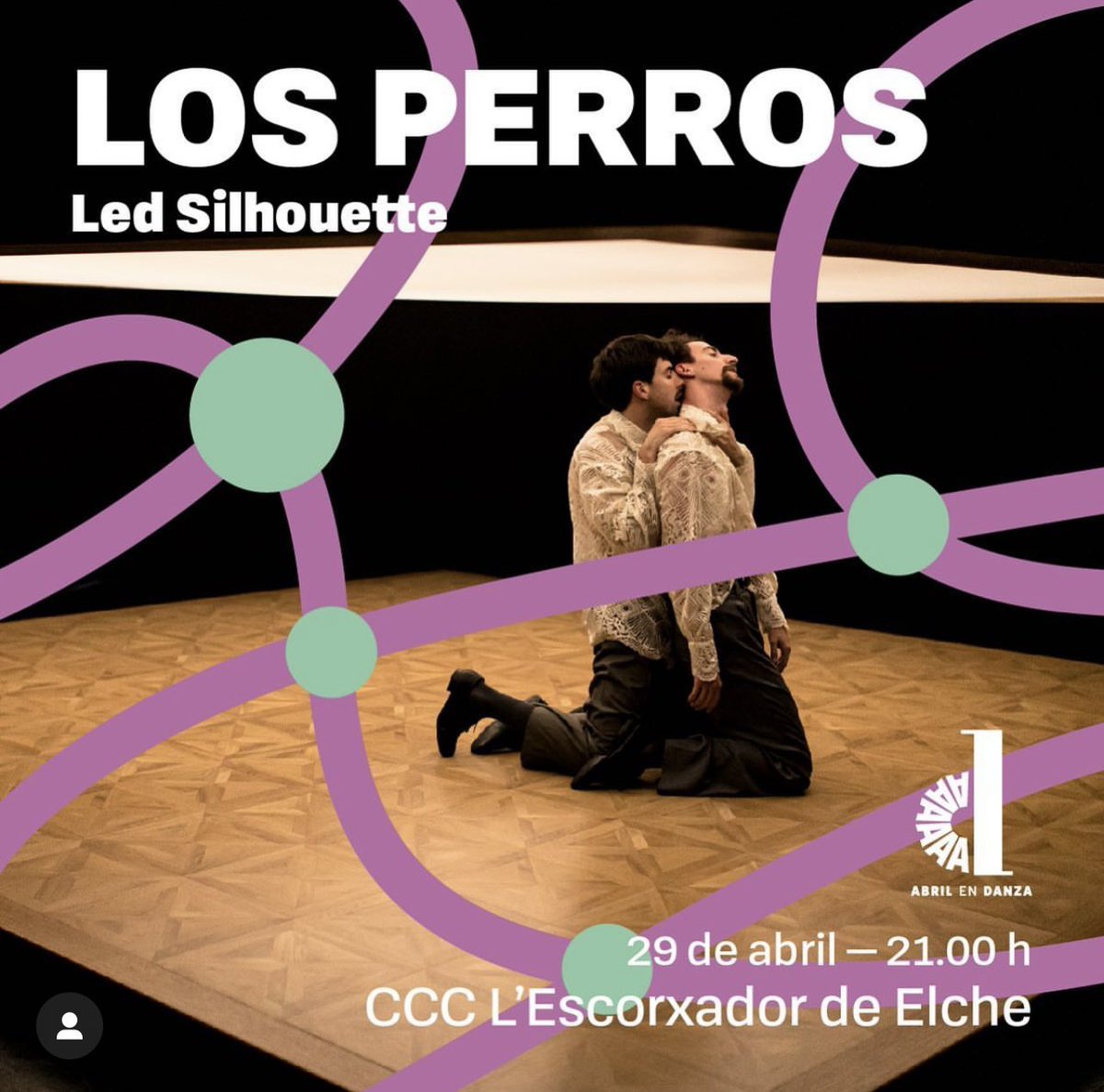FELIZ DÍA INTERNACIONAL DE LA DANZA. Hoy lo celebramos en Elche hablando con  <a href="/Jonmayasein/">Jon Maya</a>  <a href="/AndresMarinFlam/">Andrés Marín</a> <a href="/MartaCarrasco4/">Marta Carrasco</a> y disfrutando del espectáculo #losperros con coreografía de <a href="/marcosmorau/">Marcos Moraukowshka</a> en <a href="/Escorxador/">Escorxador</a> #abrilendanza <a href="/academia_aaee/">Academia de las Artes Escénicas de España</a>