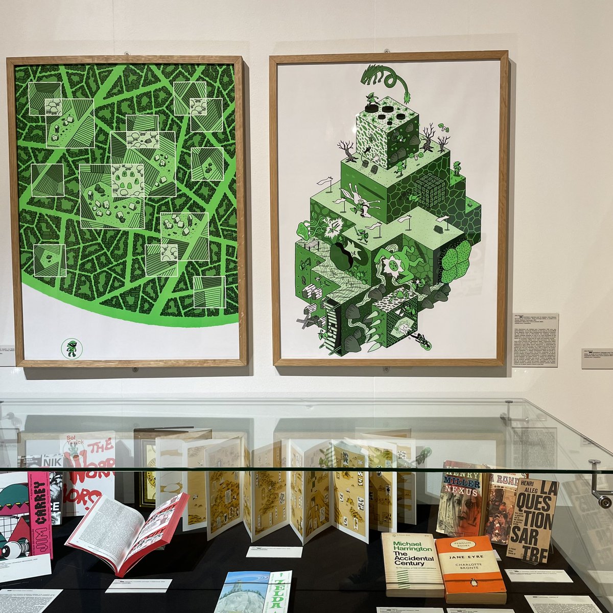 JeromeDittmar's tweet photo. Très très fier que notre livre ZELDA — LE JARDIN ET LE MONDE de Victor Moisan et Alex Chauvel soit désormais exposé. C’est au Musée de l’imprimerie et de la communication graphique, à Lyon, et cela dure jusqu’au 3 septembre ✊ @VictorMoisan @FaconnageE https://t.co/NN3KT93hZI