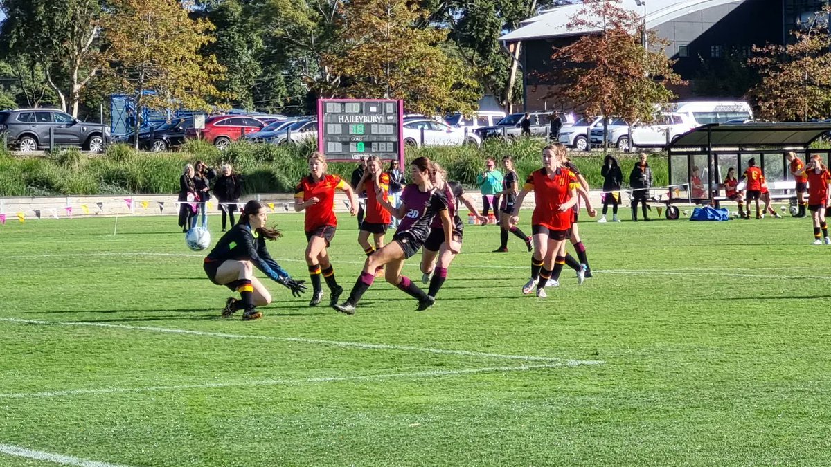 HaileyburyFC's tweet photo. Great to get the season started. Our 1st girls had a great win vs Yarra Valley. Our 1st Boys lost to Carey https://t.co/0Nja09jHc5
