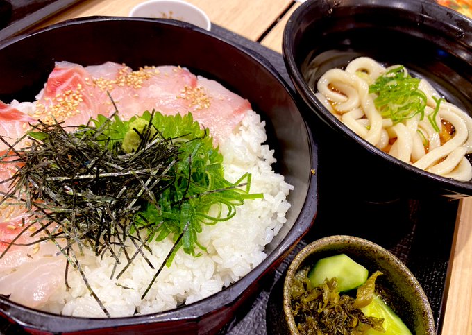 お茶漬けうまみ
うまみ
うまみ
みまう 