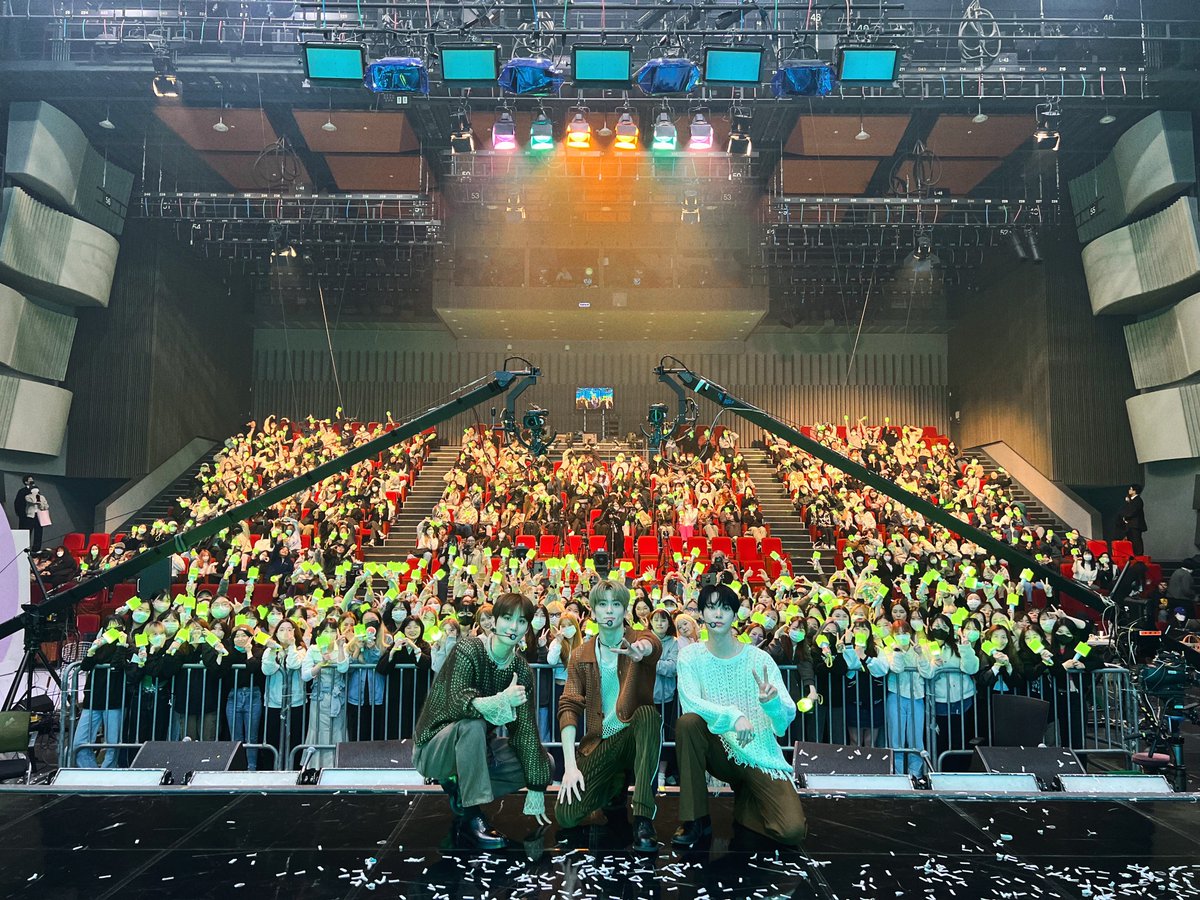 NCTsmtown tweet picture