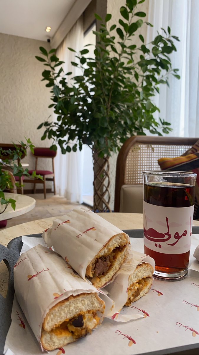 ndootours's tweet photo. #جديد #الرياض #فطور
شامولي 😍
ساندوتشات لذيذه وعجبتني
جربت الكبدة جبن وكبدة عادي
ساندوتش تاي لذيذ وحار للي يحبون السبايسي
📍حي القدس - طريق محمد بن ماضي
#فطور #الرياض_الان #جديد #ندو #تورز #ndoo #الهلال_اوراوا #صباح_الخير_والسعاده https://t.co/MGPRqsLr8c