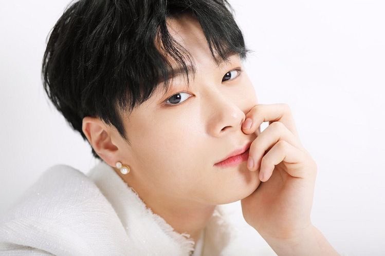 AstroCEBUPH's tweet photo. Mass for Moonbin 🕊️

📍Santo Rosario Parish
🗓 April 30, 2023 2:00-3:00 PM

Join us as we console each other’s grief and honor the life of our precious Moonbin.

Please note that this is a regular mass since they dont have any special mass available as of now. https://t.co/d4knHXw0Gi