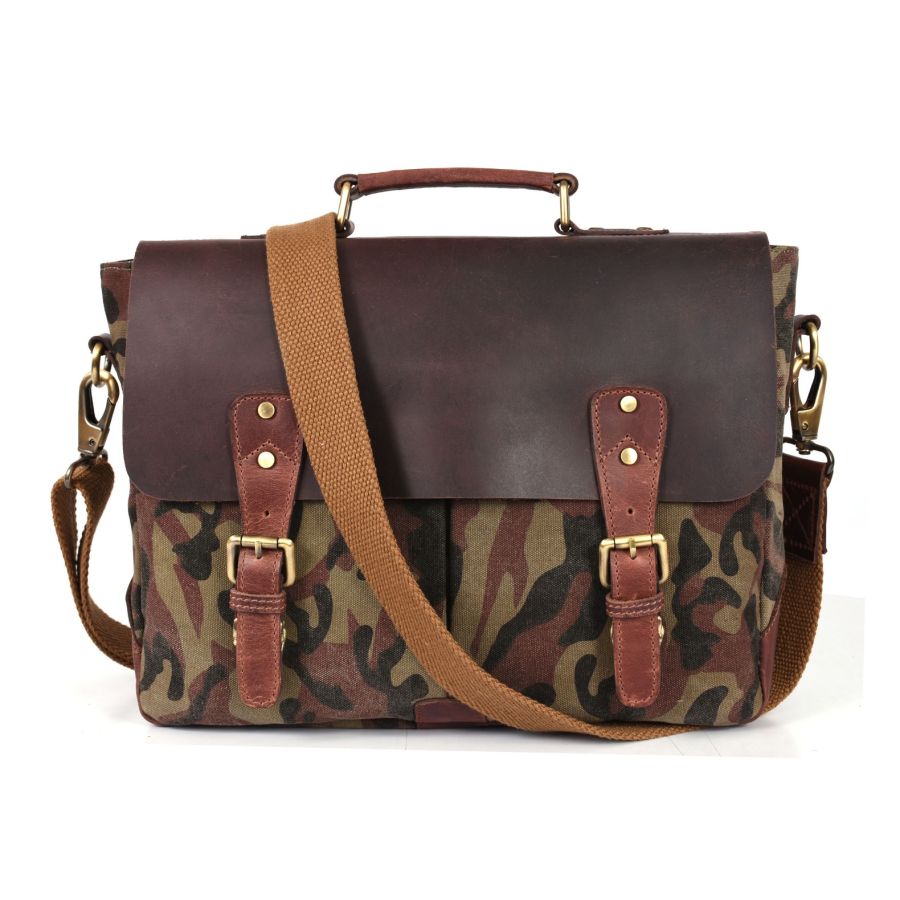 Argos Camouflage Messenger Bag- Camo Green 
bit.ly/3oUiEPb
Aaron Reserve from Aaron Leather Goods is to be endorsed for uniqueness and finesse as every product of this collection has a character of its own. 
#LeatherMessengerBag #LeatherCrossBodyBag