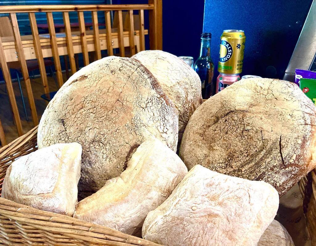 Happy Sunny Saturday!We’re open 9:30- 3 today.
Come grab one of these HUGE sourdough loaves or some soft ciabatta to see you through the Bank Holiday Weekend. Love Zoë x instagr.am/p/CrnPA1uoPhK/