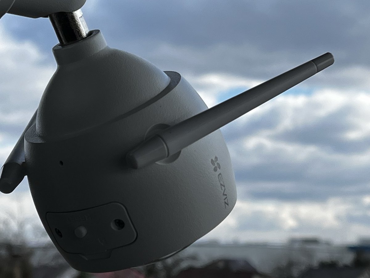 TECHNOSenior1's tweet image. Urządzeniem, na który dziś chciałbym zwrócić Waszą uwagę to kamera #C3N od producenta EZVIZ, która wyróżnia się akceptowalną, dla większości użytkowników jakością nagrań, a swoją ceną nie nadwyręży naszej kieszeni.
@ezvizeurope 
@EZVIZ_Global 
#własnytest
wp.me/par2as-11CM