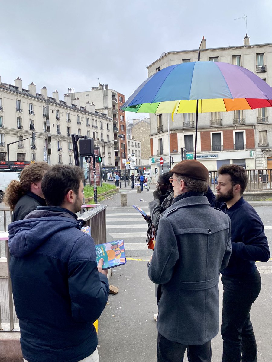 Les groupes locaux de <a href="/EELVAubervilli1/">EELV Aubervilliers</a>, <a href="/EelvPantin/">EELV PANTIN 🌻🚲♻️💪</a> et <a href="/EcoloParis19/">Les Écologistes - EELV Paris 19e</a> mobilisés pour nos retraites ! 

Le 1er mai toutes et tous dans la rue pour défendre notre modèle social 🌻