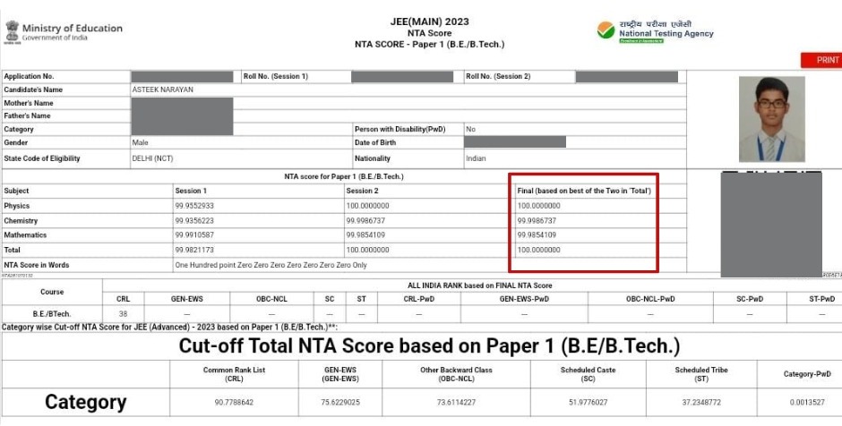 ArvindKejriwal's tweet photo. Delhi Govt school student, Asteek Narayan has scored a 100 percentile score in JEE Mains. So proud of you Asteek. https://t.co/Td0SQd4ggx