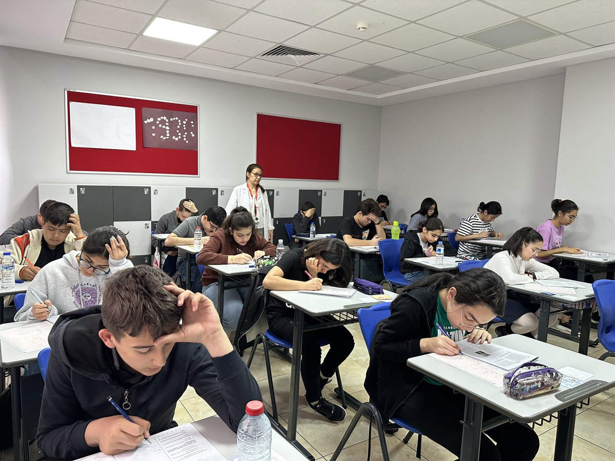 Bahçeşehir Koleji 8, 9, 10 ve 11. Sınıf Lise Okula Kabul Sınavımız başladı.Sınava giren tüm öğrencilerimize başarılar dileriz.❤️💙

#bahçeşehirkoleji