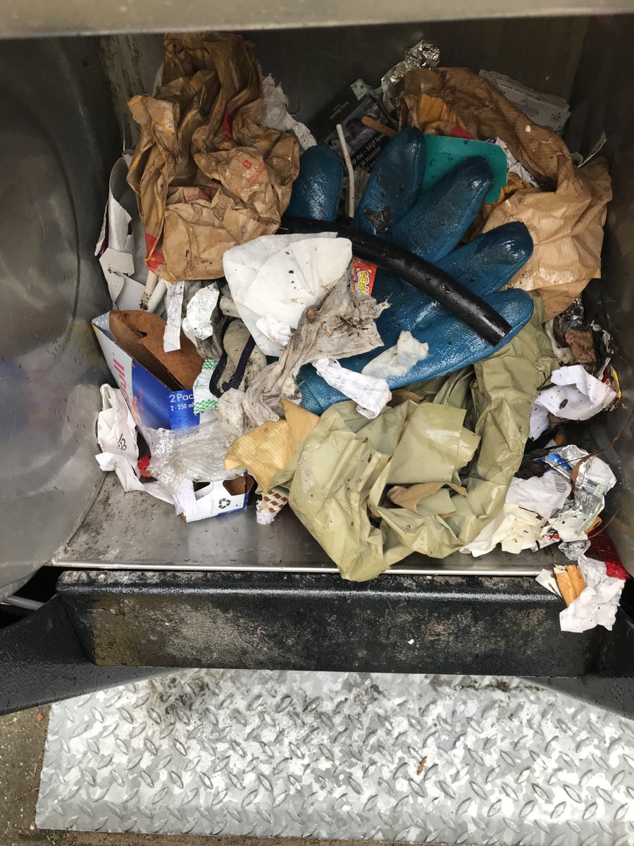 🚮♓️@ns Ro@ch 💚 alias Hans Voorn... tweet media