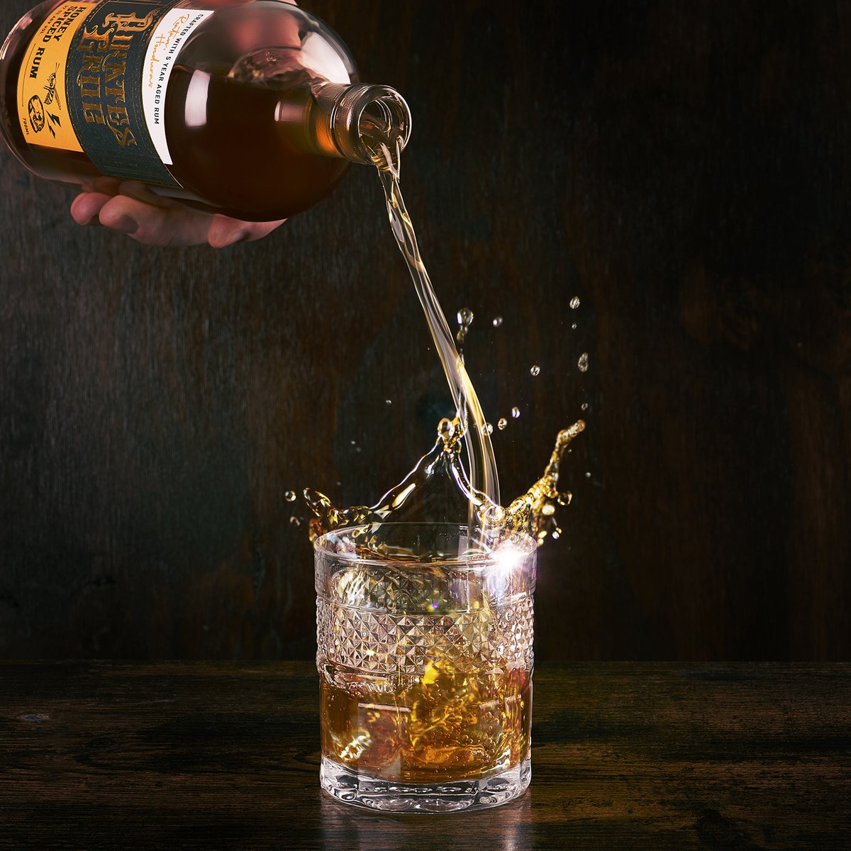 Get ready to celebrate the bank holiday weekend in style with our delicious Honey Rum Cocktail! 🔥🥃🍯 
-
Our Honey Rum is a smooth and sweet blend of aged Caribbean rums and locally sourced honey, making it the perfect choice for a bank holiday weekend party!🍯 
-
Make it into t