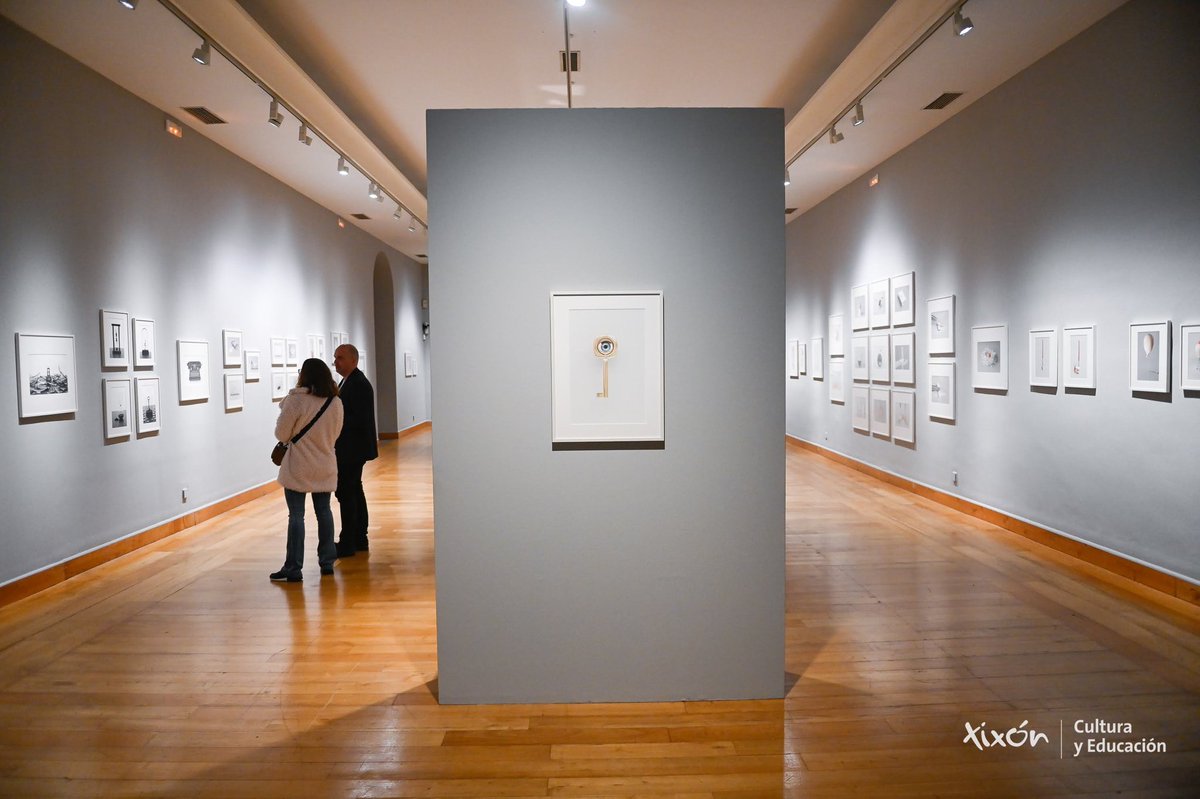 MuseosGijon's tweet photo. "García de Marina
Crónicas de un viaje" #Sala2CCAI
Horarios #1Mayo:
⏰ Sábado 29: 12 a 14 y de 17.30 a 20.30h.
⏰Domingo 30 y lunes 1: 12 a 14h
El artista muestra su personal manera de mirar y transformar un objeto en una idea o una idea en un objeto.
@Culturagijon https://t.co/U7qlyHb1Yu