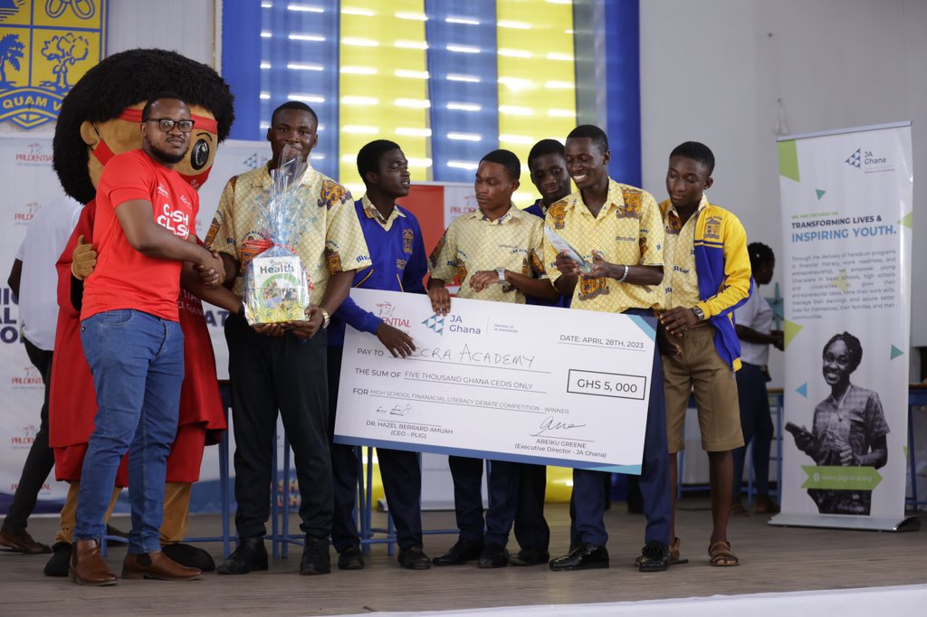 ja_ghana's tweet photo. Good morrrniing from the Bleoo @AccraAcademy_ boys🥳🥳. This is how it feels to be victorious 🤩🤩 🏆🏆

#CashClash #prulife #FinancialLiteracyMonth #jaghana https://t.co/19VTSZUG93